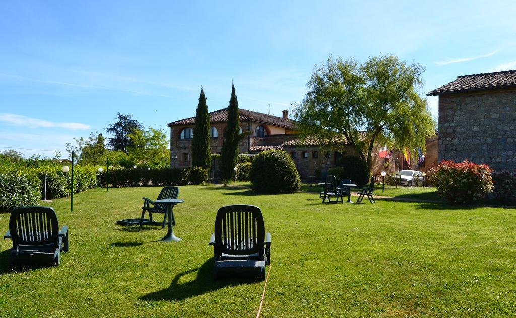 B&B Il Pozzo Di Radi Monteroni d'Arbia Bagian luar foto